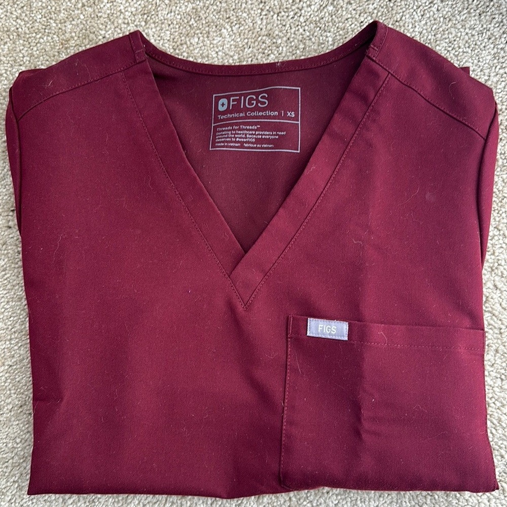 FIGS v neck scrub top